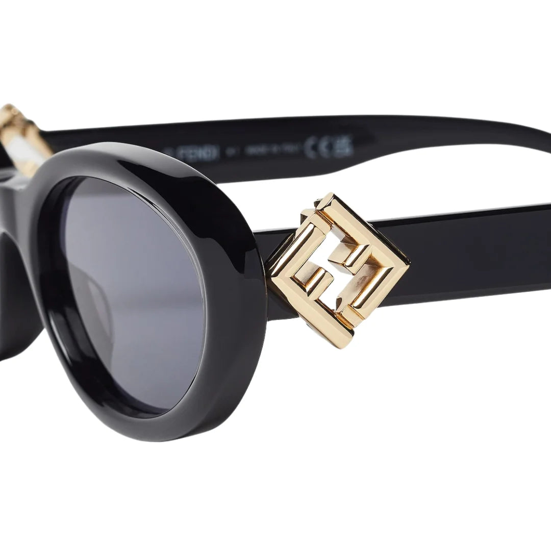 Fendi FE40140U 01A