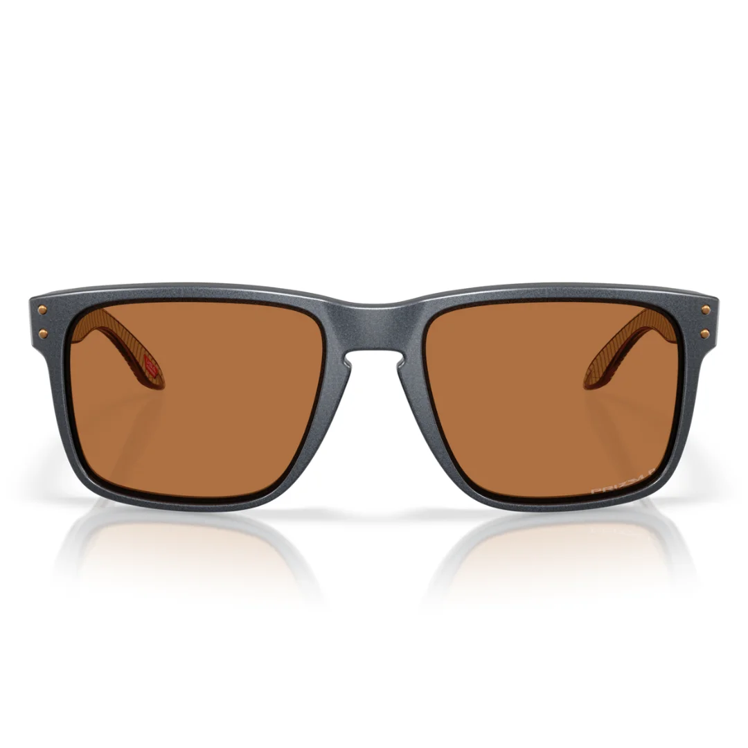 Website pic 1 - 2025-12-24T200302.179 Oakley 0OO9417 4959